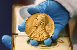 Tituly Doctor honoris causa udelené na STU dvom chemikom - nositeľom Nobelovej ceny