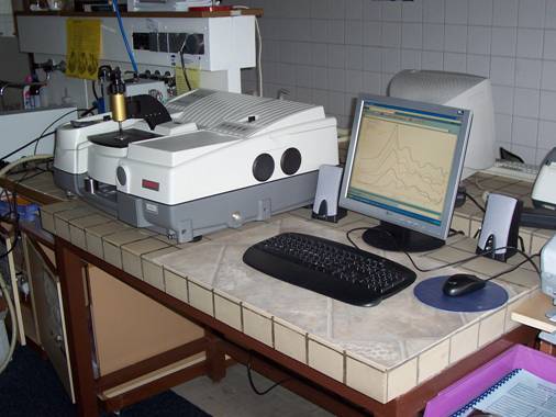 FTIR Spektrometer Nicolet 5700