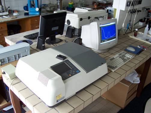 UV VIS Spektrofotometer Specord 200